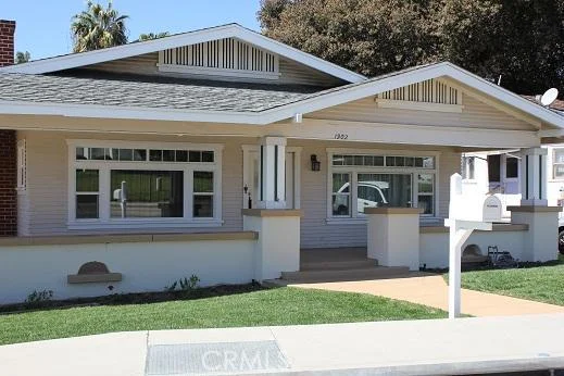1902 Palm, Highland, CA 92346