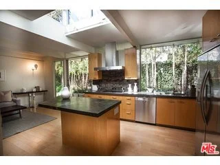 301 Amalfi, Santa Monica, CA 90402