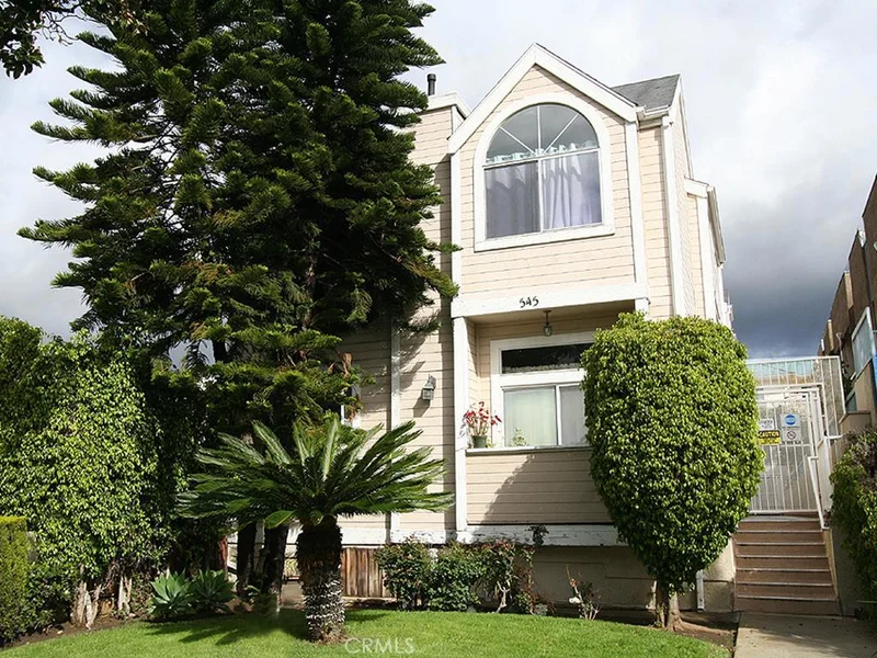 545 South #4, Glendale, CA 91202