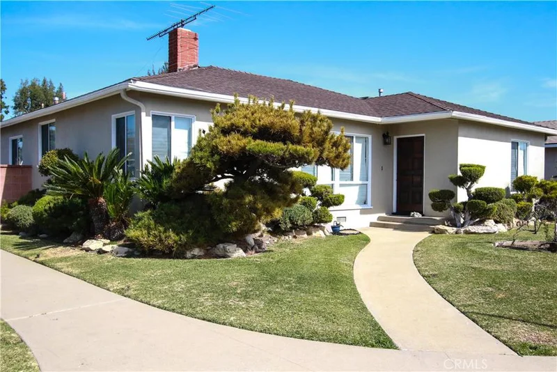 1027 185th, Gardena, CA 90248