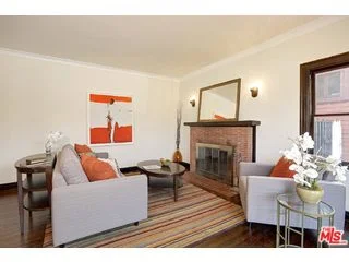 1242 Victoria, Los Angeles, CA 90019
