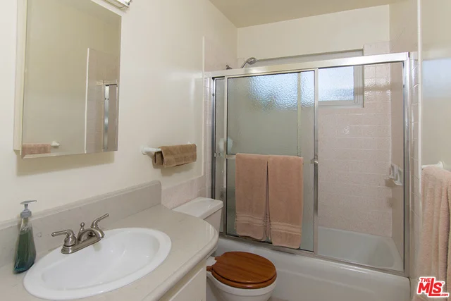10021 Farragut, Culver City, CA 90232