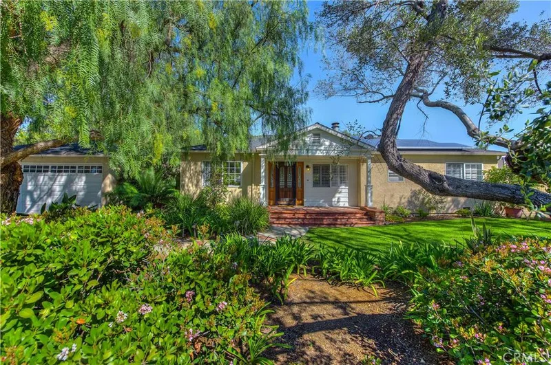18771 Vanderlip, North Tustin, CA 92705