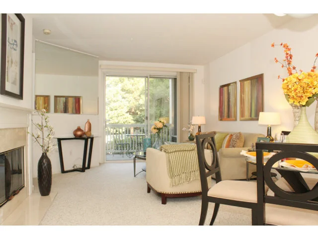 903 Sunrose #103, Sunnyvale, CA 94086