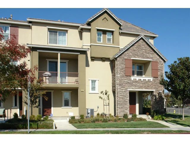 1137 Rock, San Jose, CA 95131