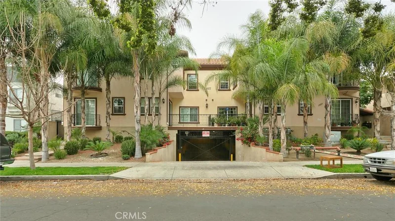 1027 Angeleno #103, Burbank, CA 91506