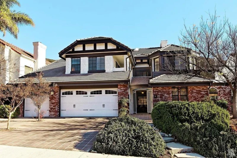 6132 Lake Lindero, Agoura Hills, CA 91301