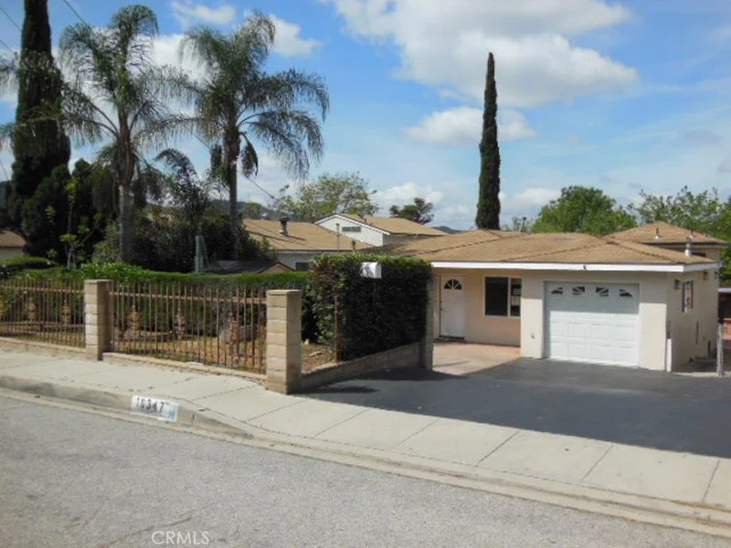 10347 Fernglen, Tujunga, CA 91042