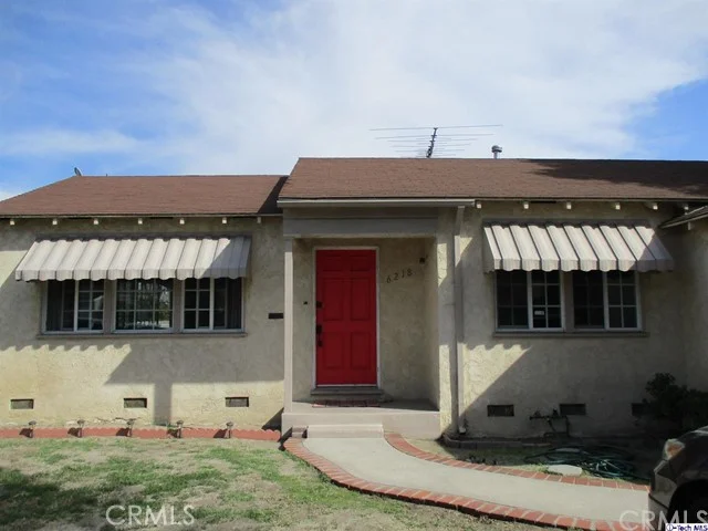 6218 Bakman, North Hollywood, CA 91606