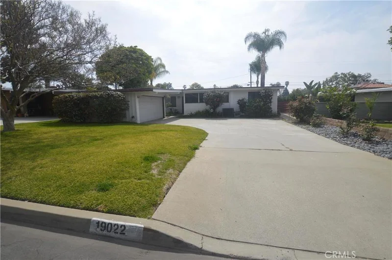 19022 Hollyvale, Glendora, CA 91740