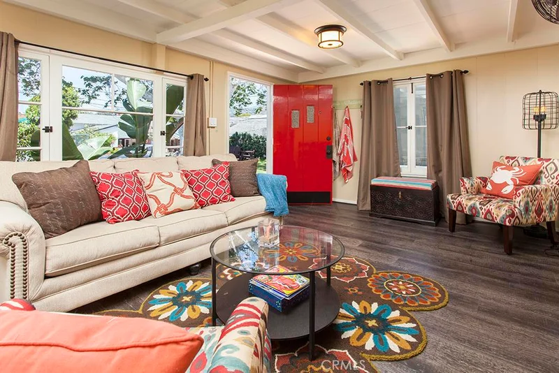 255 St. Ann'S, Laguna Beach, CA 92651