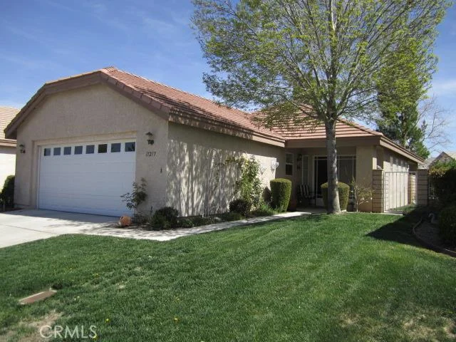 11217 Country Club, Apple Valley, CA 92308