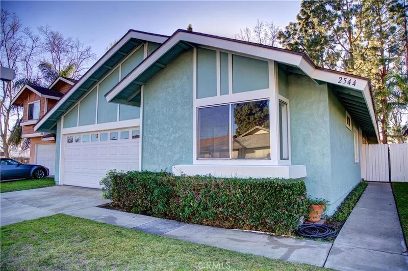 2544 Malcolm, Ontario, CA 91761