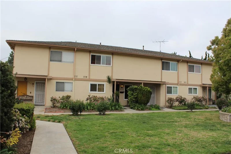 1881 Mitchell #110, Tustin, CA 92780