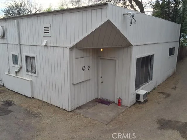910 Oak Lawn #1/2, Chico, CA 95926