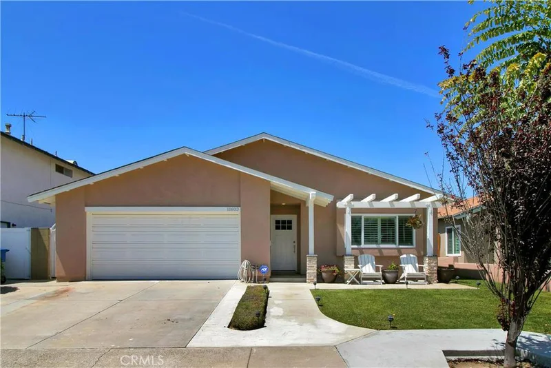 11603 Manila, Cypress, CA 90630