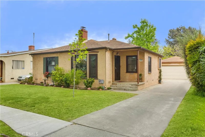 6328 California, Long Beach, CA 90805