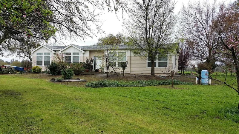 2714 Azevedo, Biggs, CA 95917