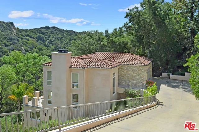 1845 Topanga Skyline, Topanga, CA 90290