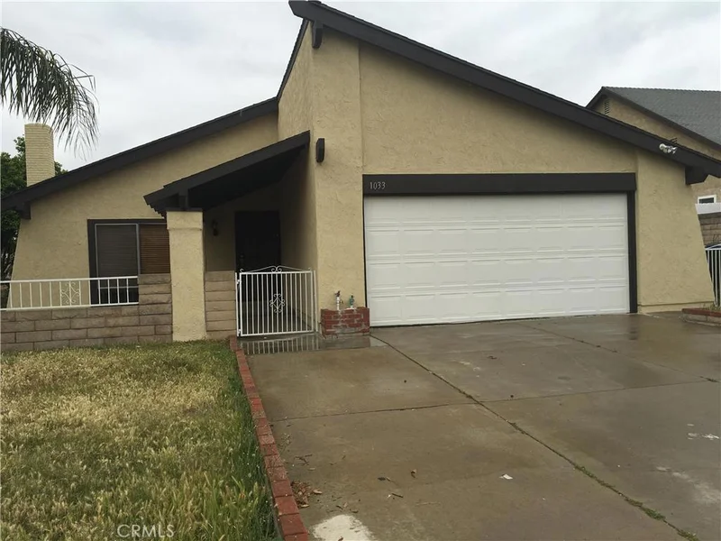 1033 Oakdale, Corona, CA 92880