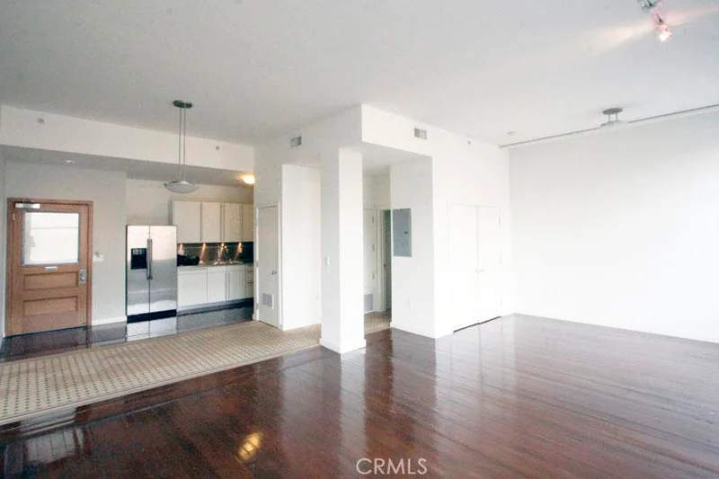 257 Spring #3C, Los Angeles, CA 90012