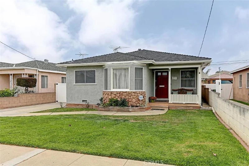 4504 140th, Hawthorne, CA 90250