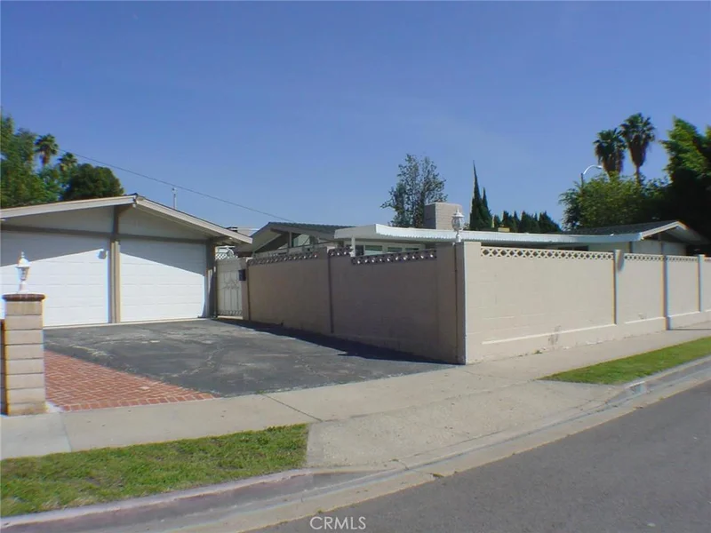 560 Revere, Anaheim, CA 92805