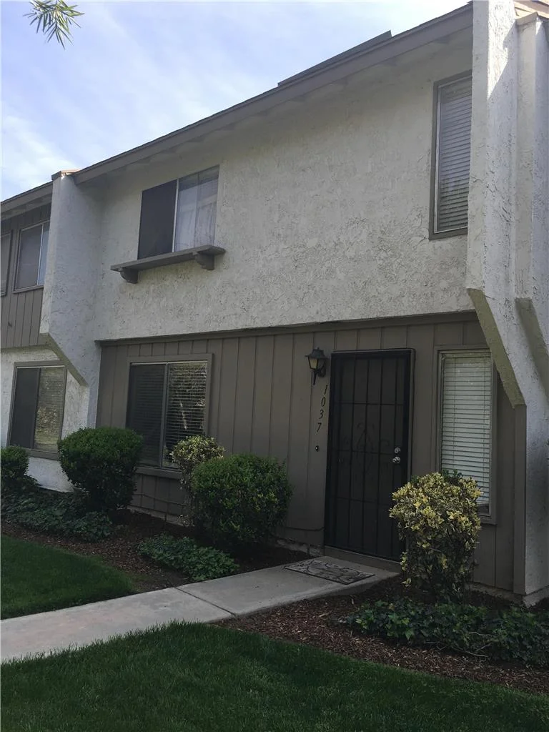 1037 Clark, Riverside, CA 92501
