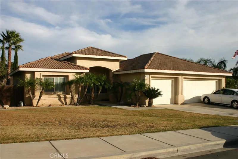4153 Flame Tree, Rialto, CA 92377