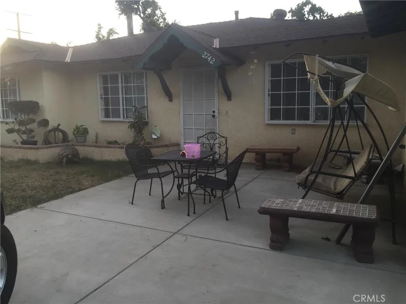 2742 Victoria, Rialto, CA 92376