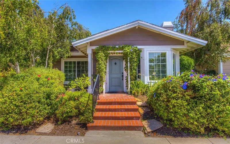 10 Silkleaf, Irvine, CA 92614
