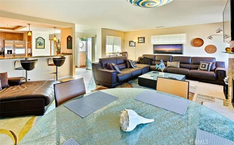 613 Balboa #A, Newport Beach, CA 92661