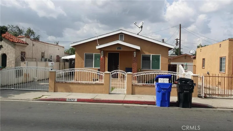 8473 Otis, South Gate, CA 90280