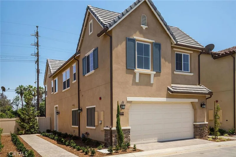 783 Gatun #612, San Pedro, CA 90731