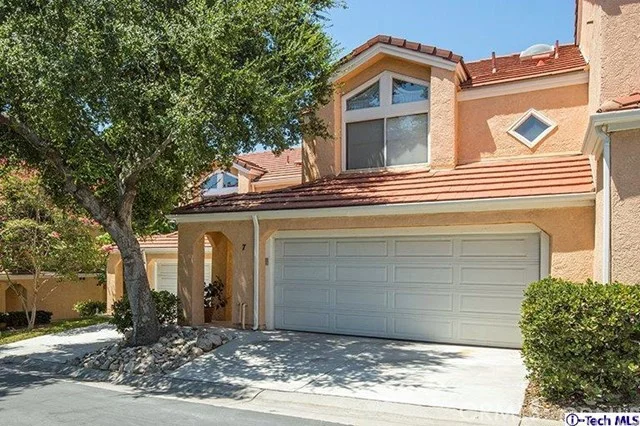 6301 Honolulu #7, Tujunga, CA 91042