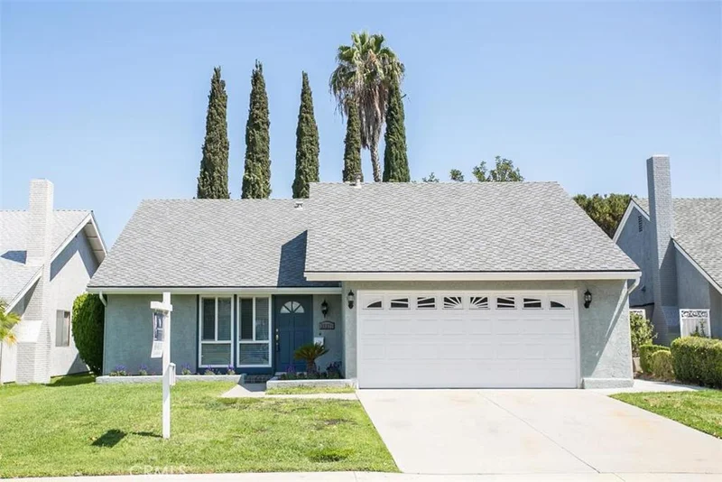25271 Costeau, Laguna Hills, CA 92653