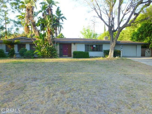 1172 Falcon, San Bernardino, CA 92410