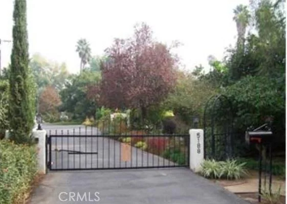 5188 Victoria, Riverside, CA 92506