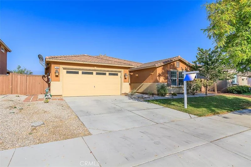 563 Julian, San Jacinto, CA 92582