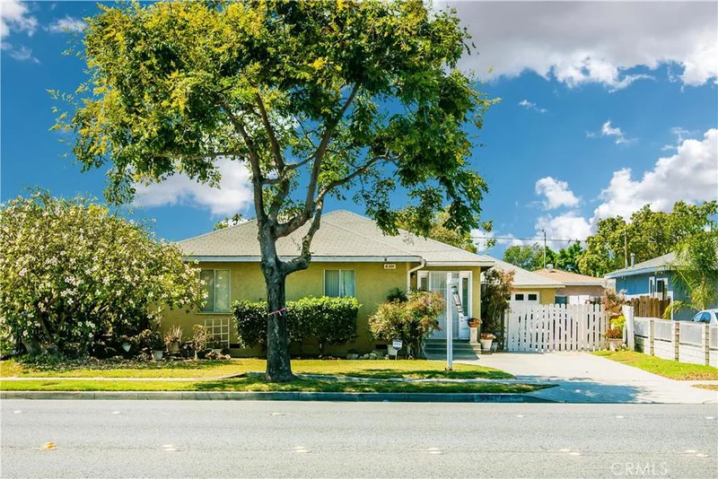 6301 Downey, Long Beach, CA 90805