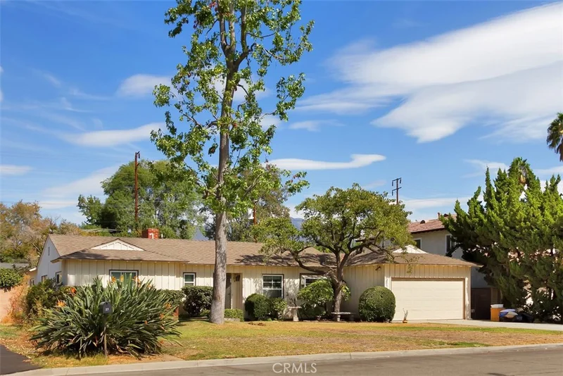 23 W Winnie Way W, Arcadia, CA 91007