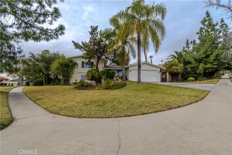 2704 La Praix, Highland, CA 92346