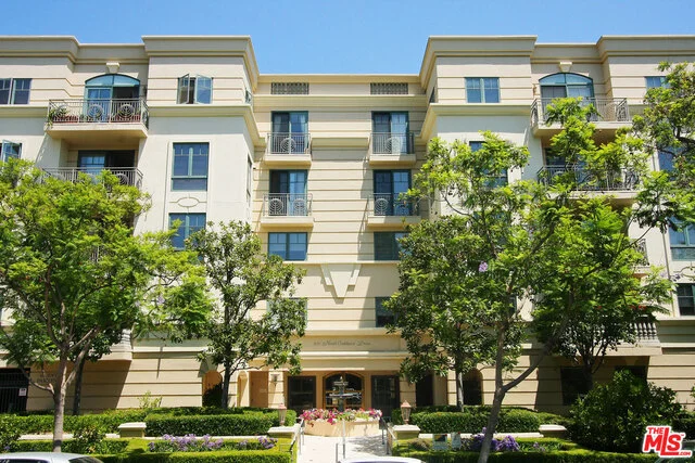 430 N Oakhurst Drive 203, Beverly Hills, CA 90210