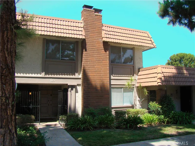 11454 Pinckney, Cypress, CA 90630