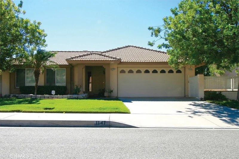 1147 Dover, San Bernardino, CA 92407