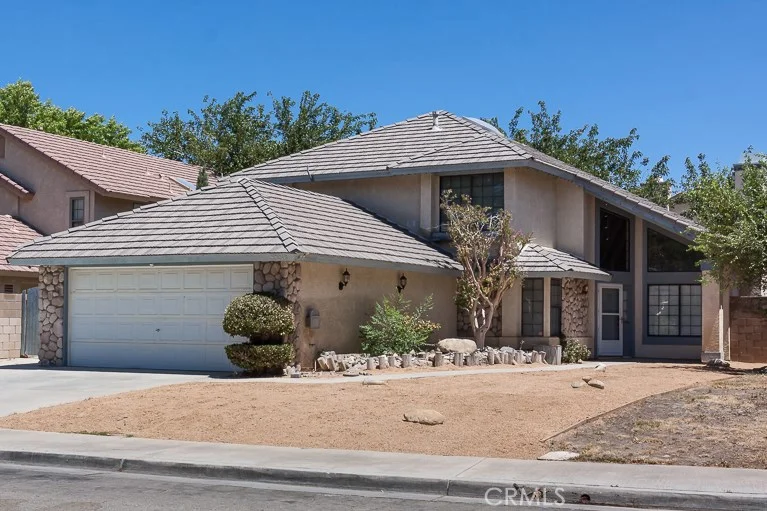 43218 Cottage, Lancaster, CA 93536
