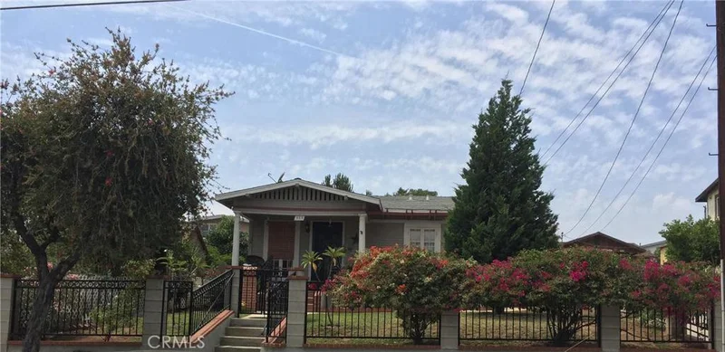 559 Ditman, Los Angeles, CA 90063