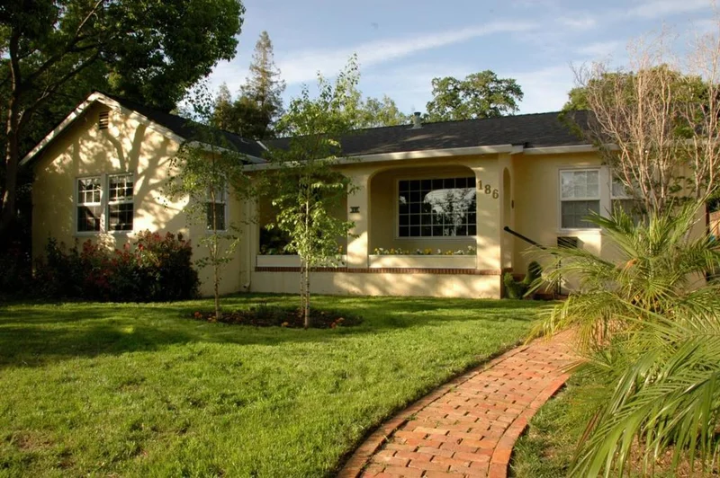 186 Mountain View, San Jose, CA 95127
