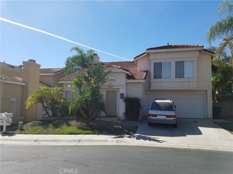 794 Silvestre, Corona, CA 92879