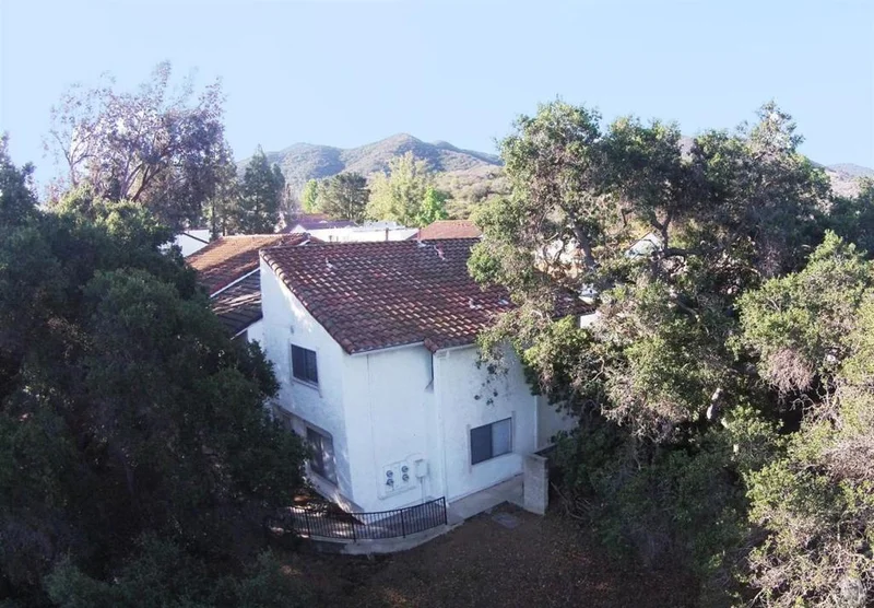 255 Green Heath, Thousand Oaks, CA 91361